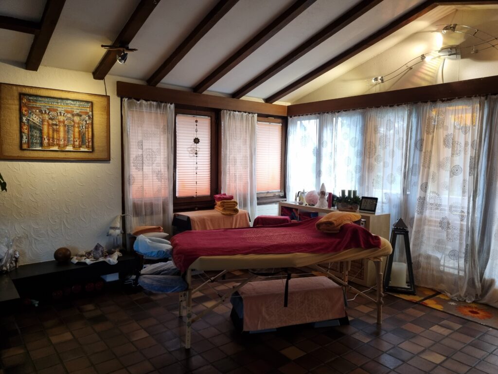 Behandlungsraum Massage Maur